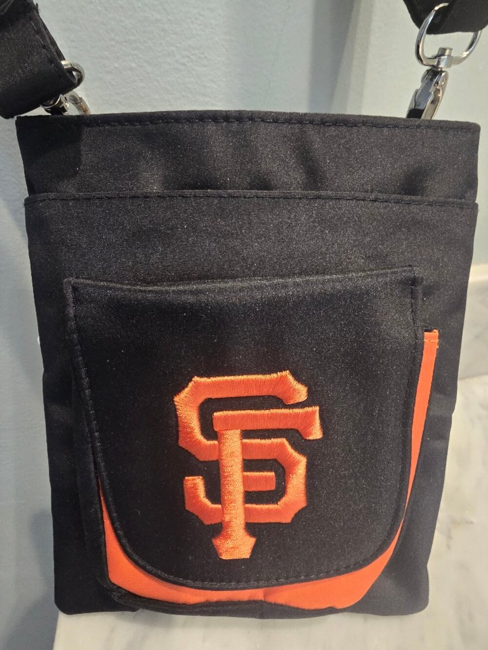 NWT San Francisco Giants Black Crossbody Bag